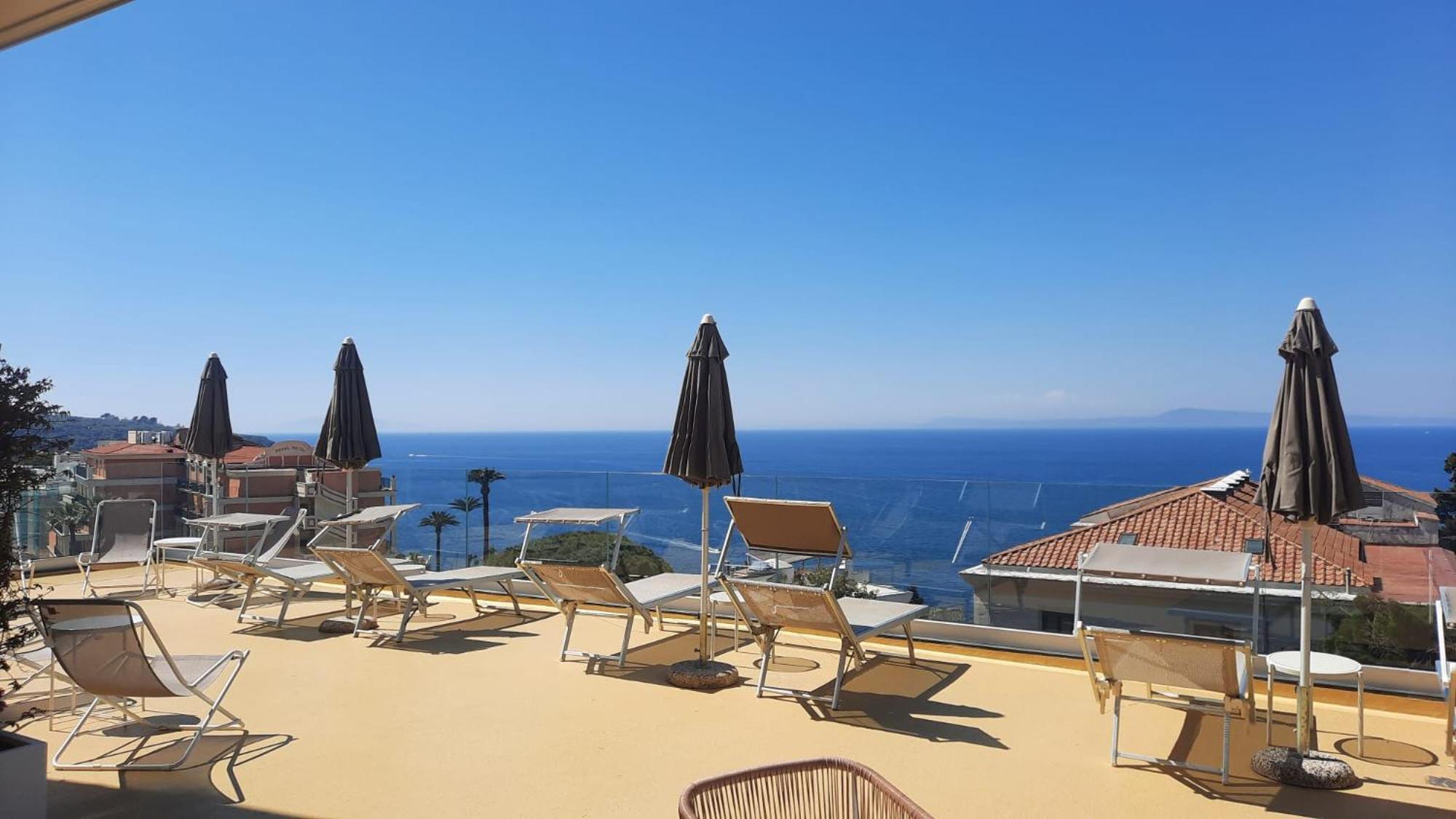 La Meridiana Hotel 3*